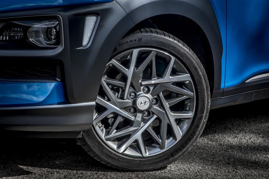 Колеса Hyundai Kona Hybrid (OS) 2019 года  (UK) (фото 40 из 40)